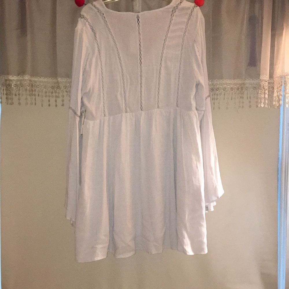 Forever 21 bell sleeve dress NWT - Picture 4 of 8